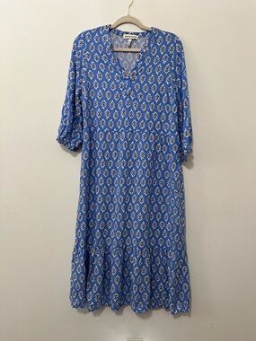 Harlow & Rose Blue Printed Midi Dress with White Motif
